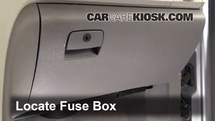2009-2012 Chevrolet Traverse Interior Fuse Check - 2012 ... 2012 chevy traverse fuse box removal 